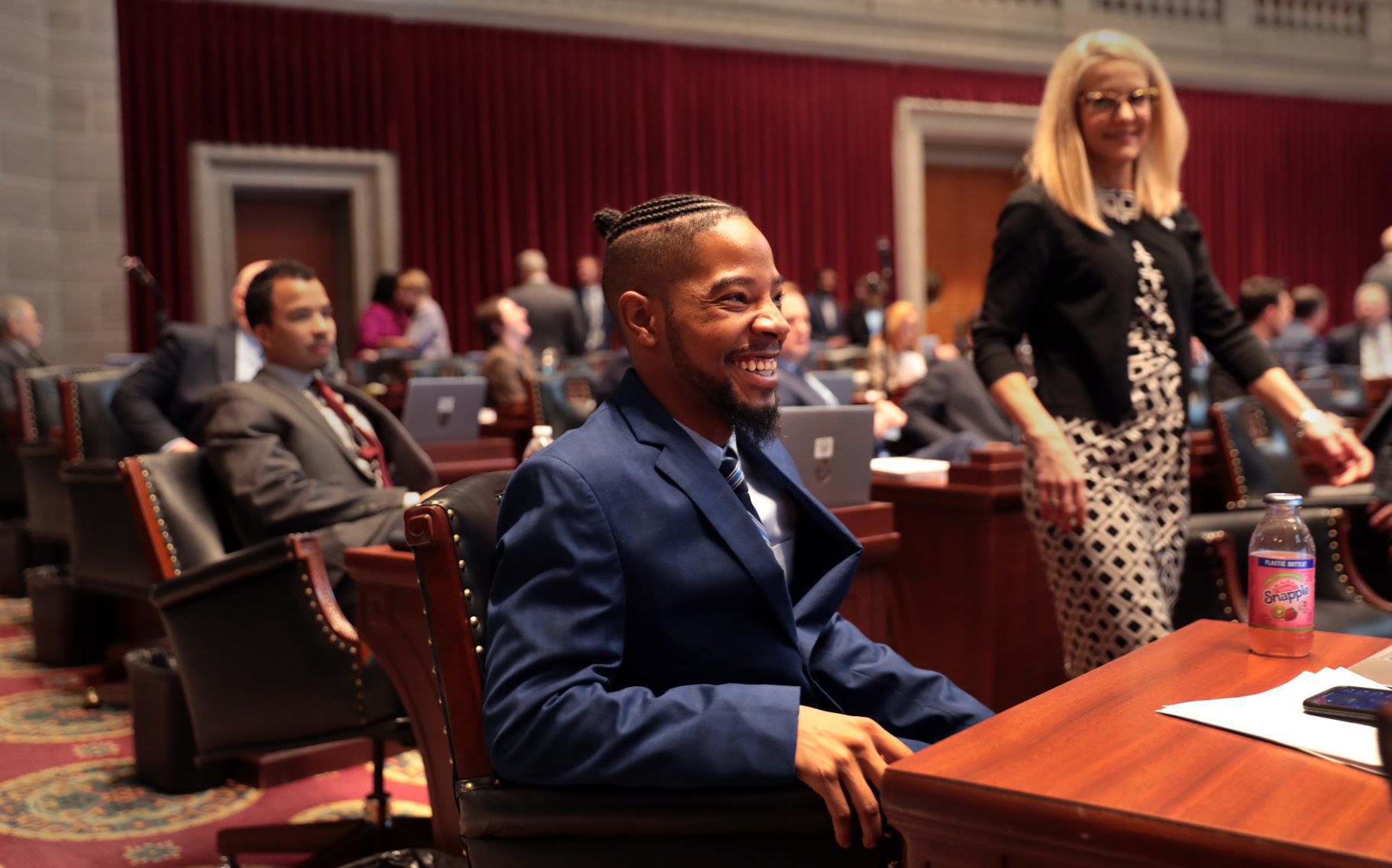 Freshman representatives sworn-in to open session